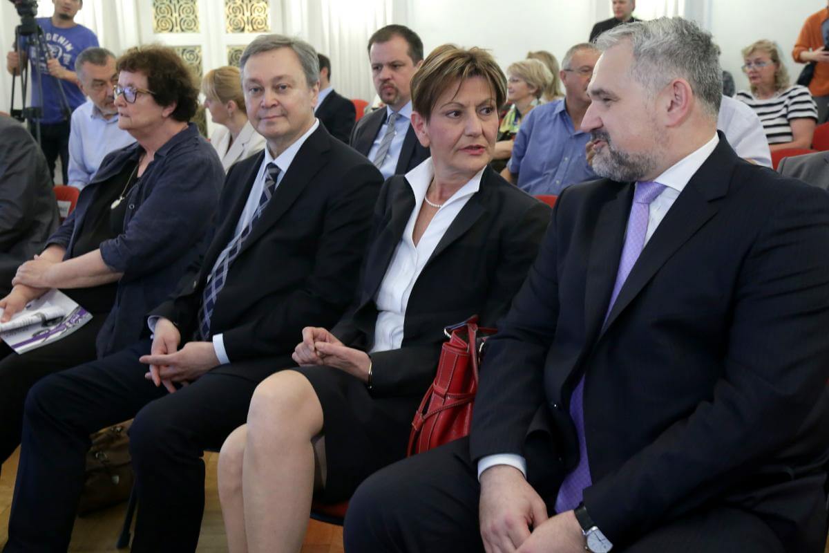 Hrvatski novinarski dom slika 2