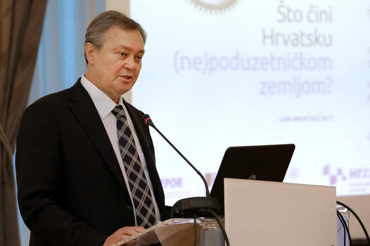 Hrvatski novinarski dom slika 4